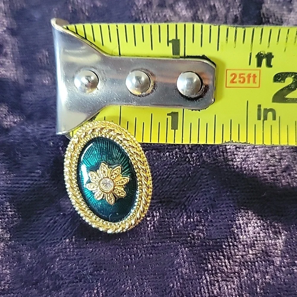 Avon Holiday Hues Pierced Earrings With Surgical Posts ~Original Box